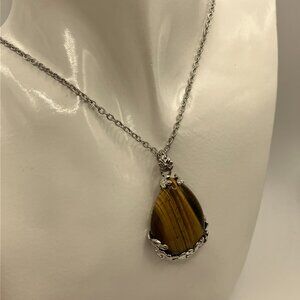 Teardrop Genuine Tiger Eye Gemstone Pendant Necklace 20 in Stainless Chain